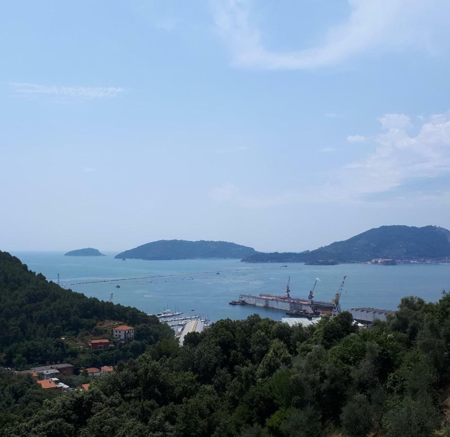 Casa Vacanze P&G. Colline, Mare, Relax Λα Σπέτσια Εξωτερικό φωτογραφία