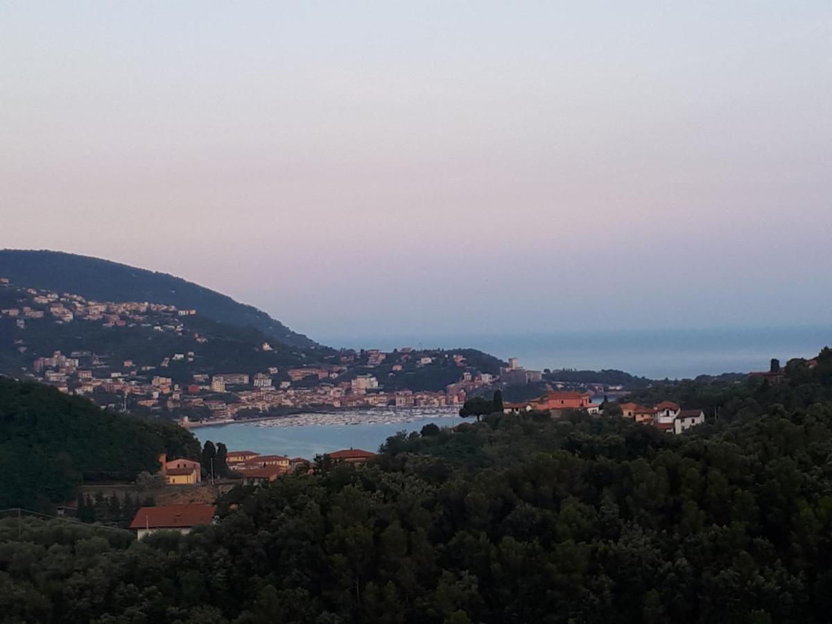 Casa Vacanze P&G. Colline, Mare, Relax Λα Σπέτσια Εξωτερικό φωτογραφία